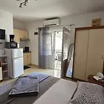 House Berry Apartman