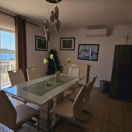 Appartamento House Berry Primošten