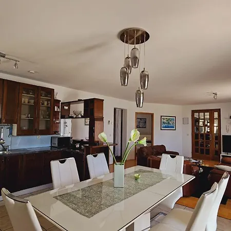 Appartamento House Berry