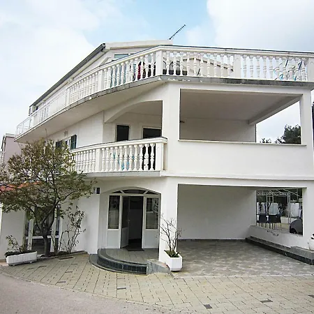 House Berry * Primošten