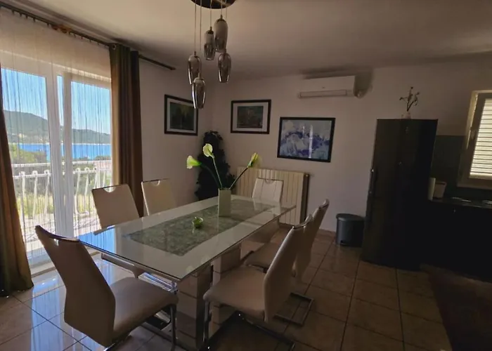 Appartement House Berry Primošten