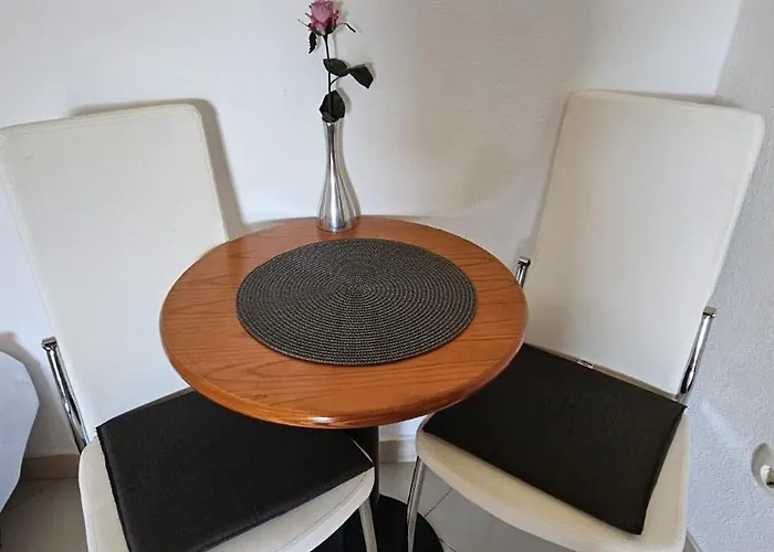 House Berry פרימוסטן