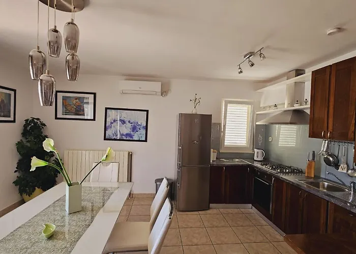 House Berry דירה פרימוסטן